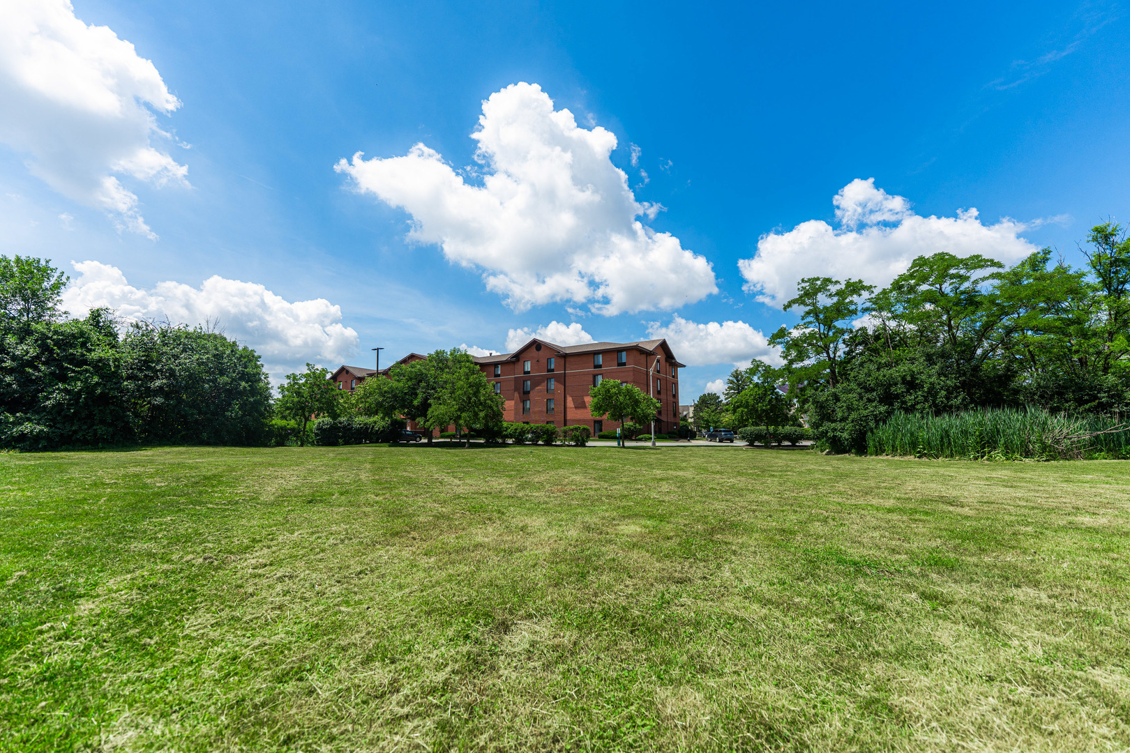 250 St Regis, Lombard, IL 60148