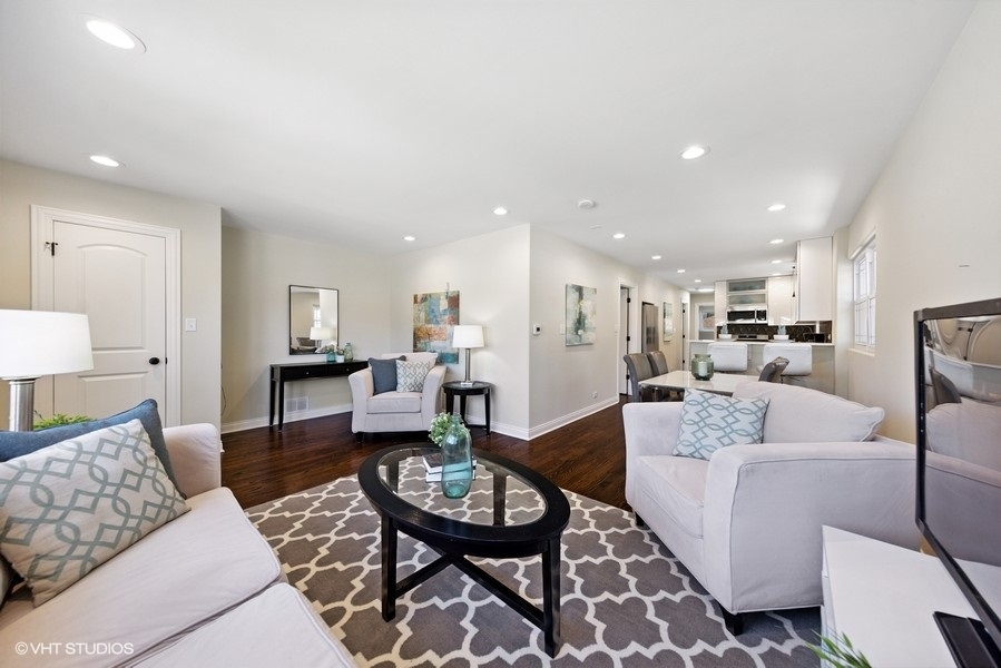 7300 S Wolcott Avenue, Chicago, IL 60636