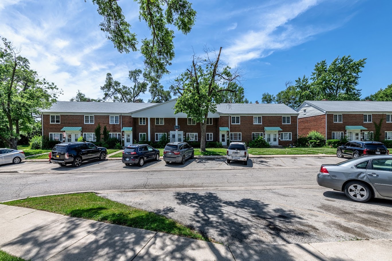 900-934 & 825-835 North Prairie & North Raynor Avenue, Joliet, IL 60435