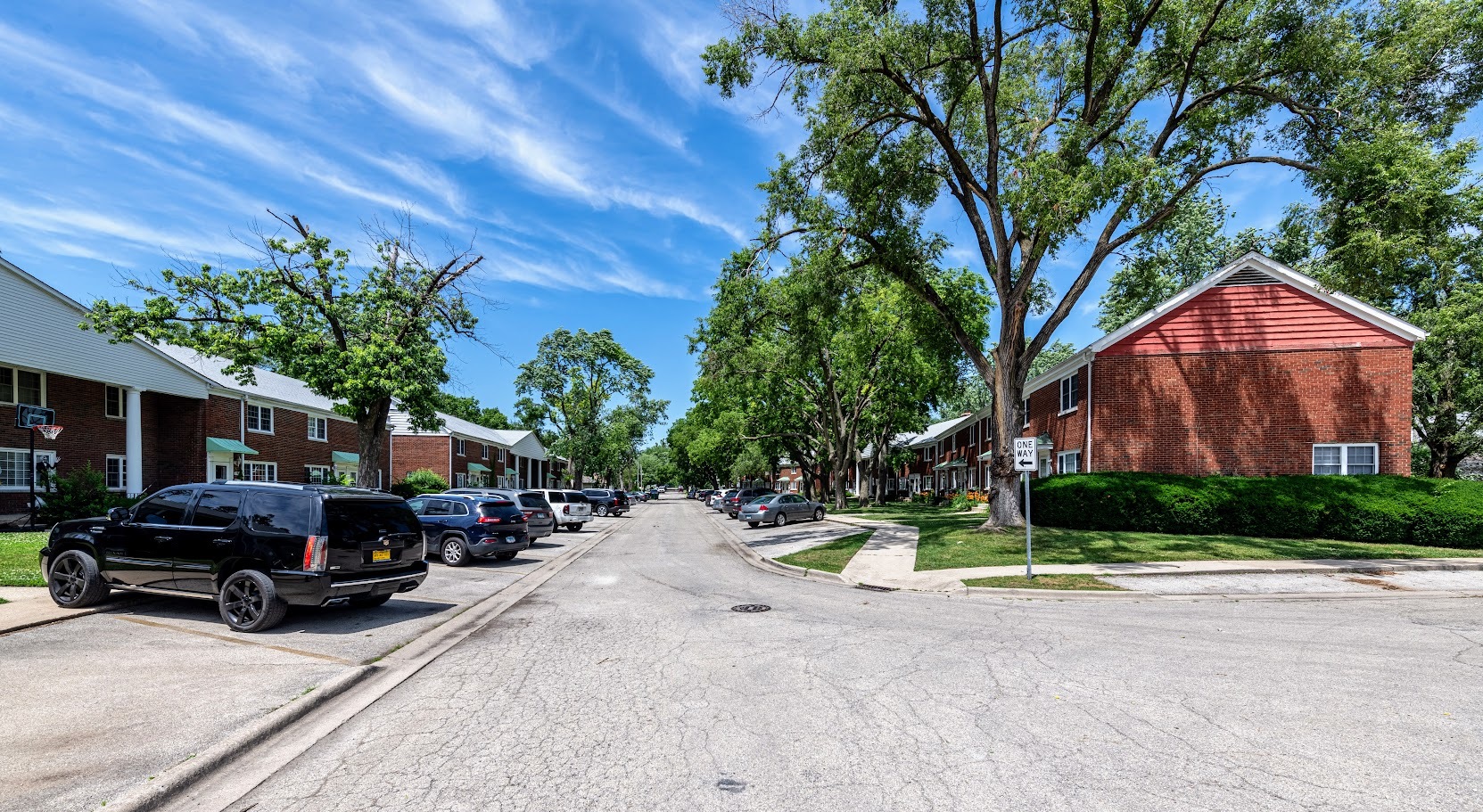 900-934 & 825-835 North Prairie & North Raynor Avenue, Joliet, IL 60435