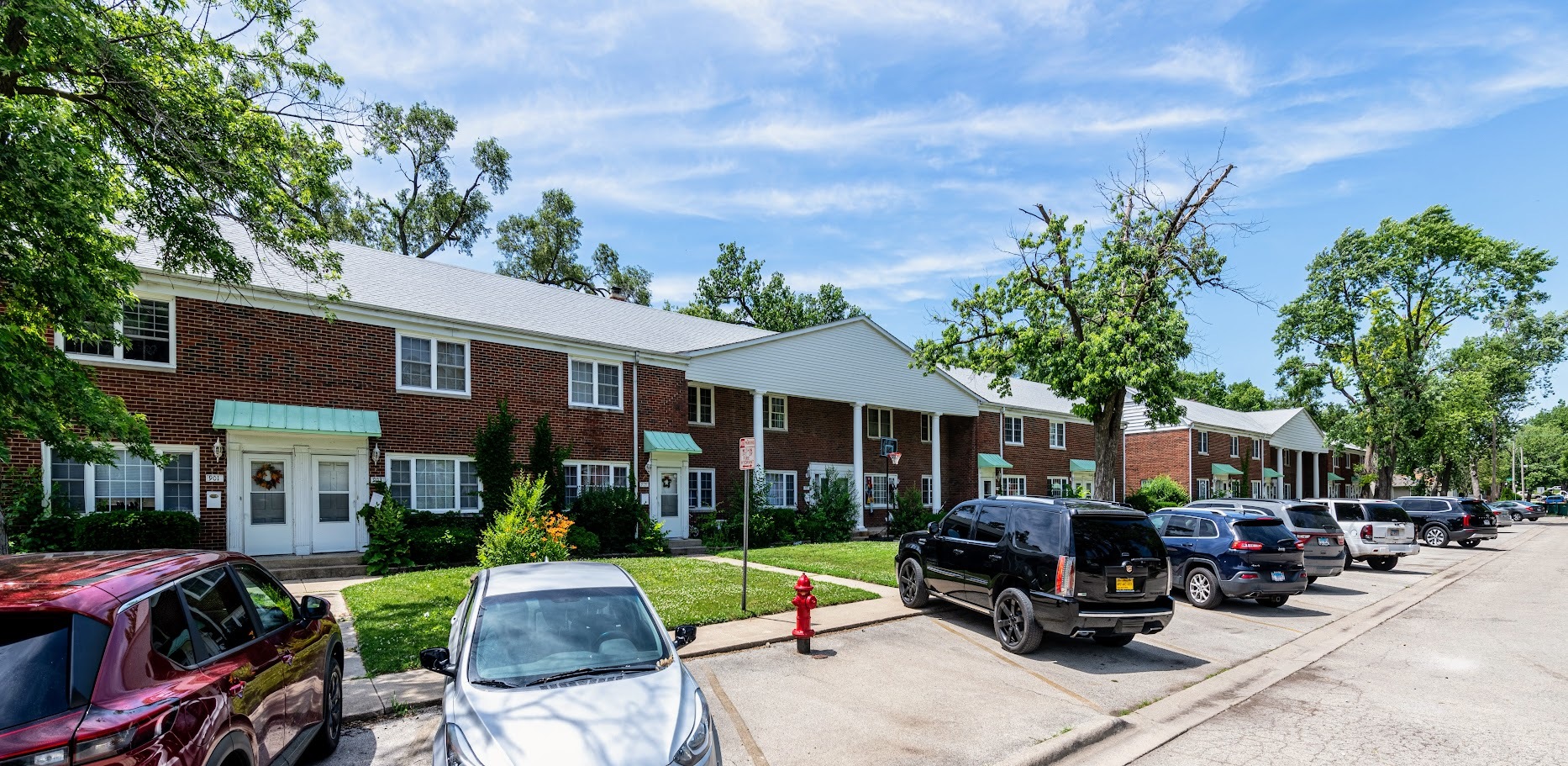900-934 & 825-835 North Prairie & North Raynor Avenue, Joliet, IL 60435