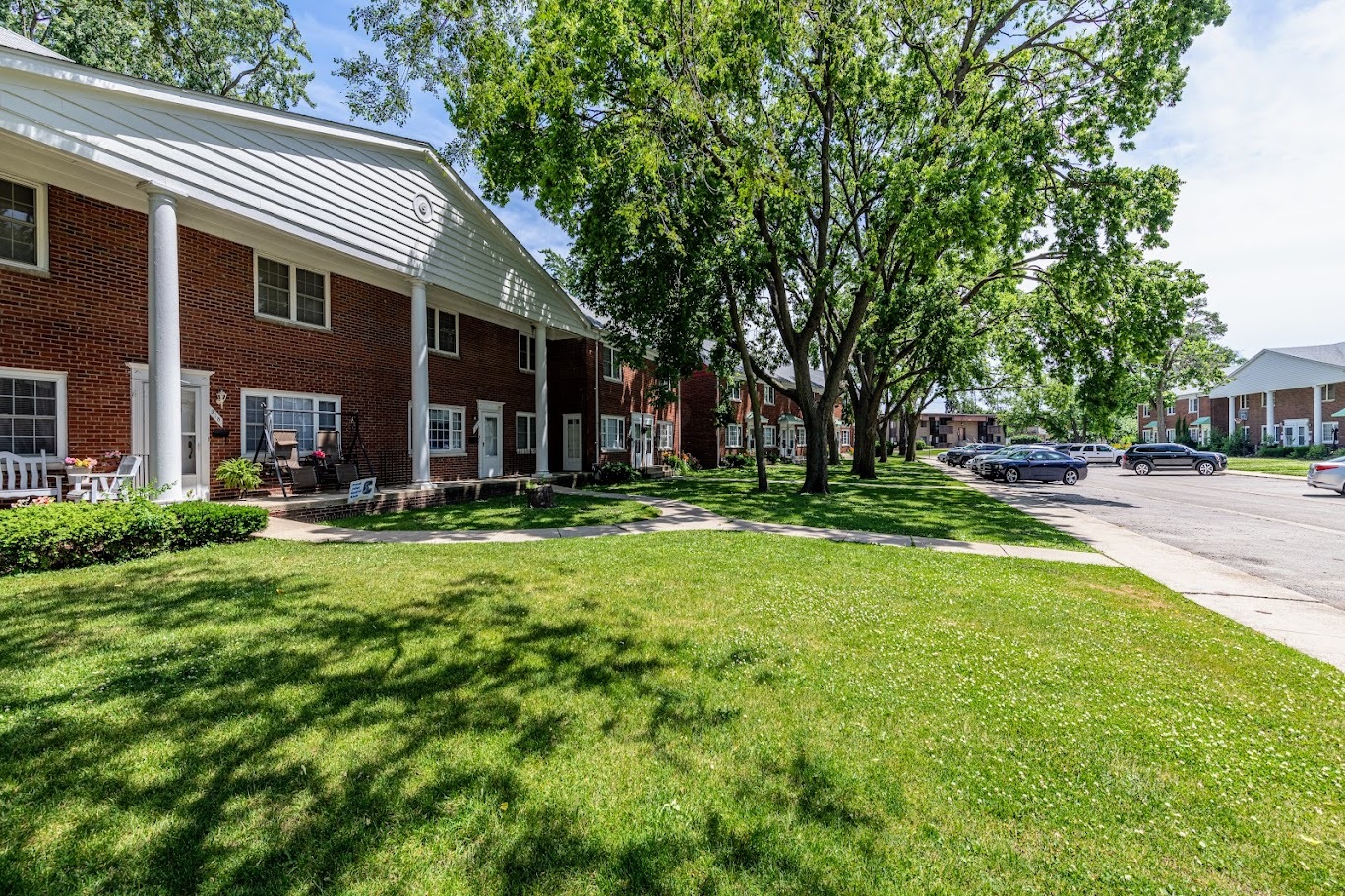 900-934 & 825-835 North Prairie & North Raynor Avenue, Joliet, IL 60435