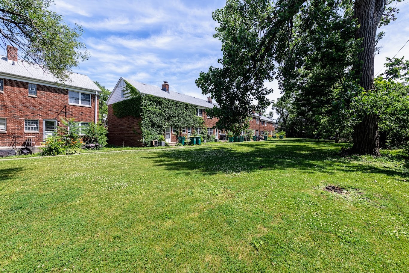 900-934 & 825-835 North Prairie & North Raynor Avenue, Joliet, IL 60435