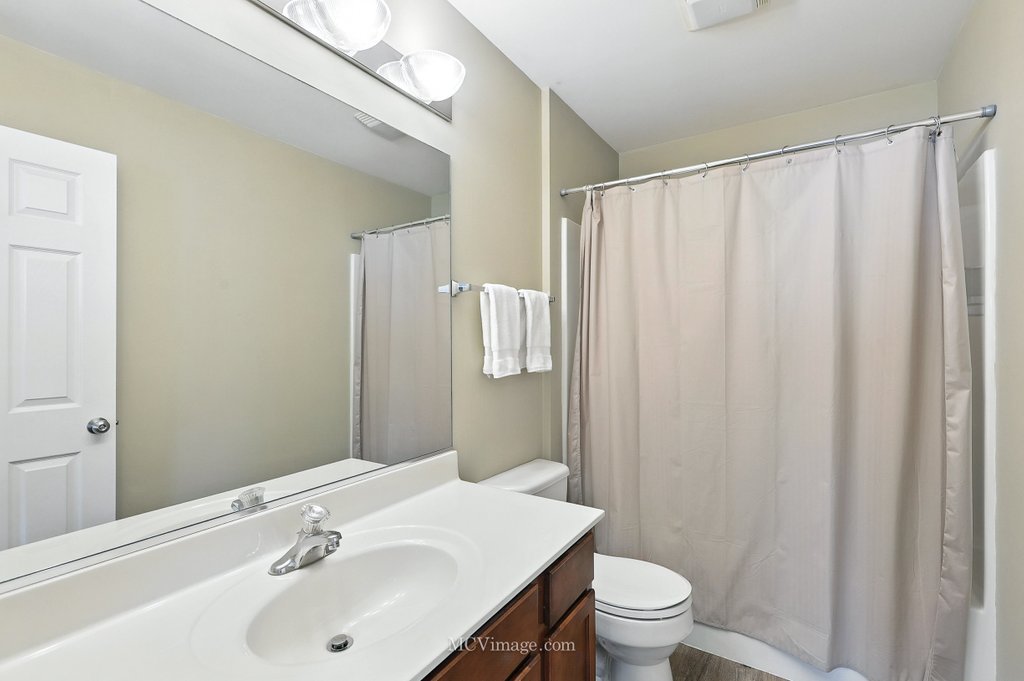 1474 Envee Drive, Bolingbrook, IL 60490