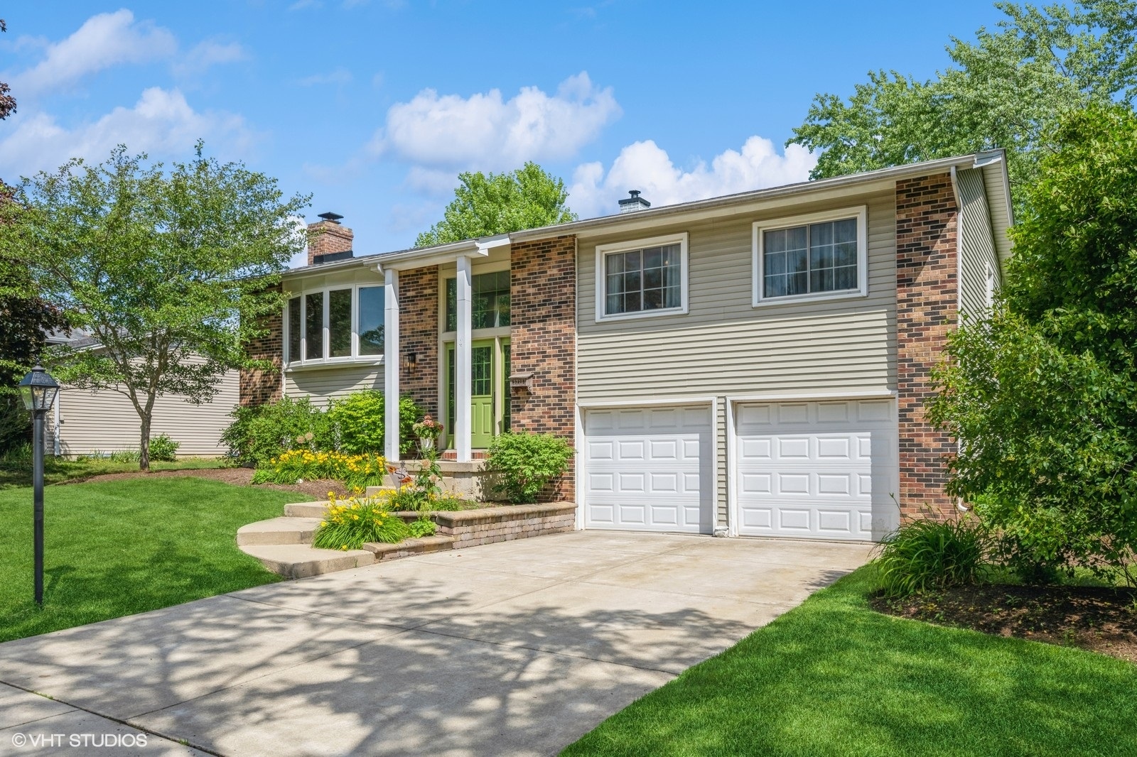 3725 Lexington Drive, Hoffman Estates, IL 60192
