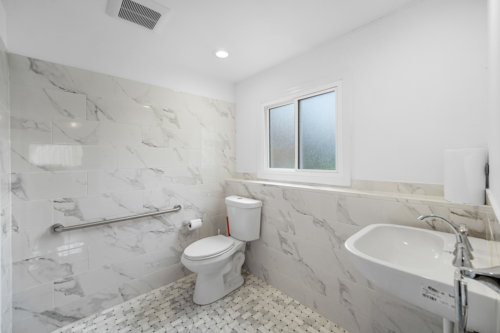 1S550 Nimitz Road, Oakbrook Terrace, IL 60181