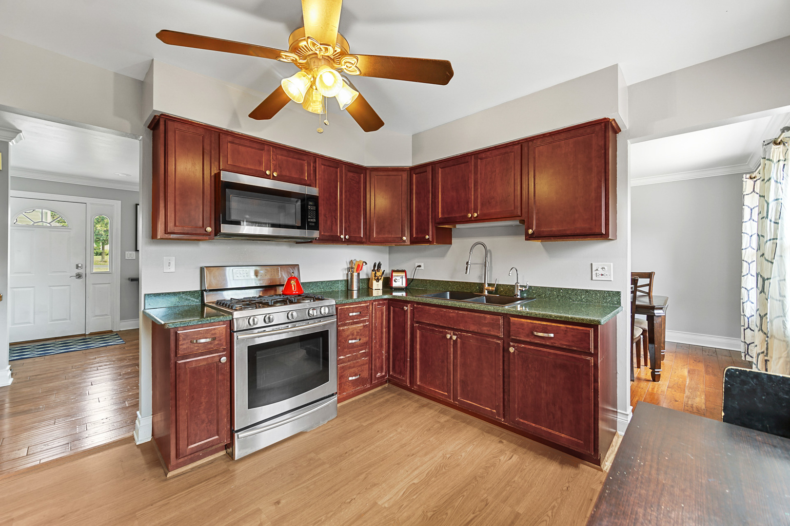 1S550 Nimitz Road, Oakbrook Terrace, IL 60181