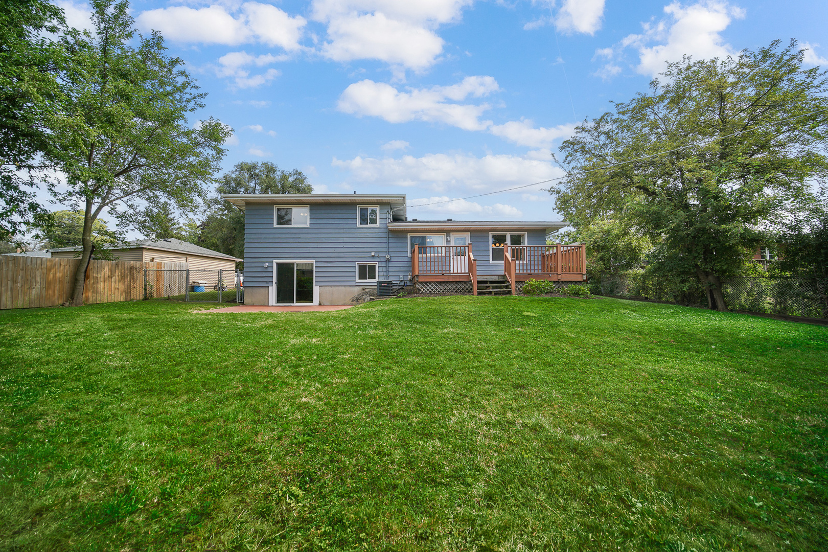 1S550 Nimitz Road, Oakbrook Terrace, IL 60181