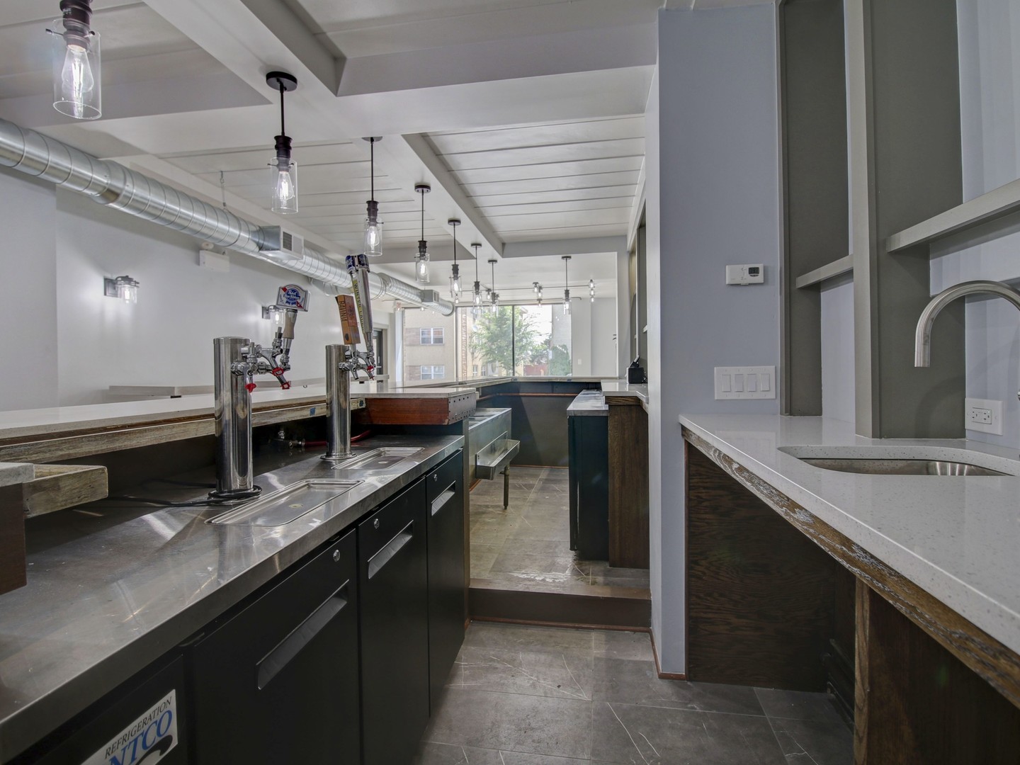 3938 N Central Avenue, Chicago, IL 60634