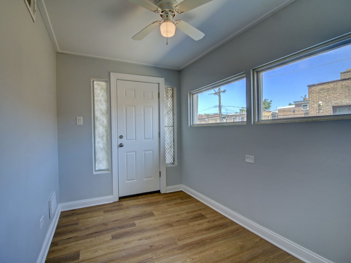 3938 N Central Avenue, Chicago, IL 60634