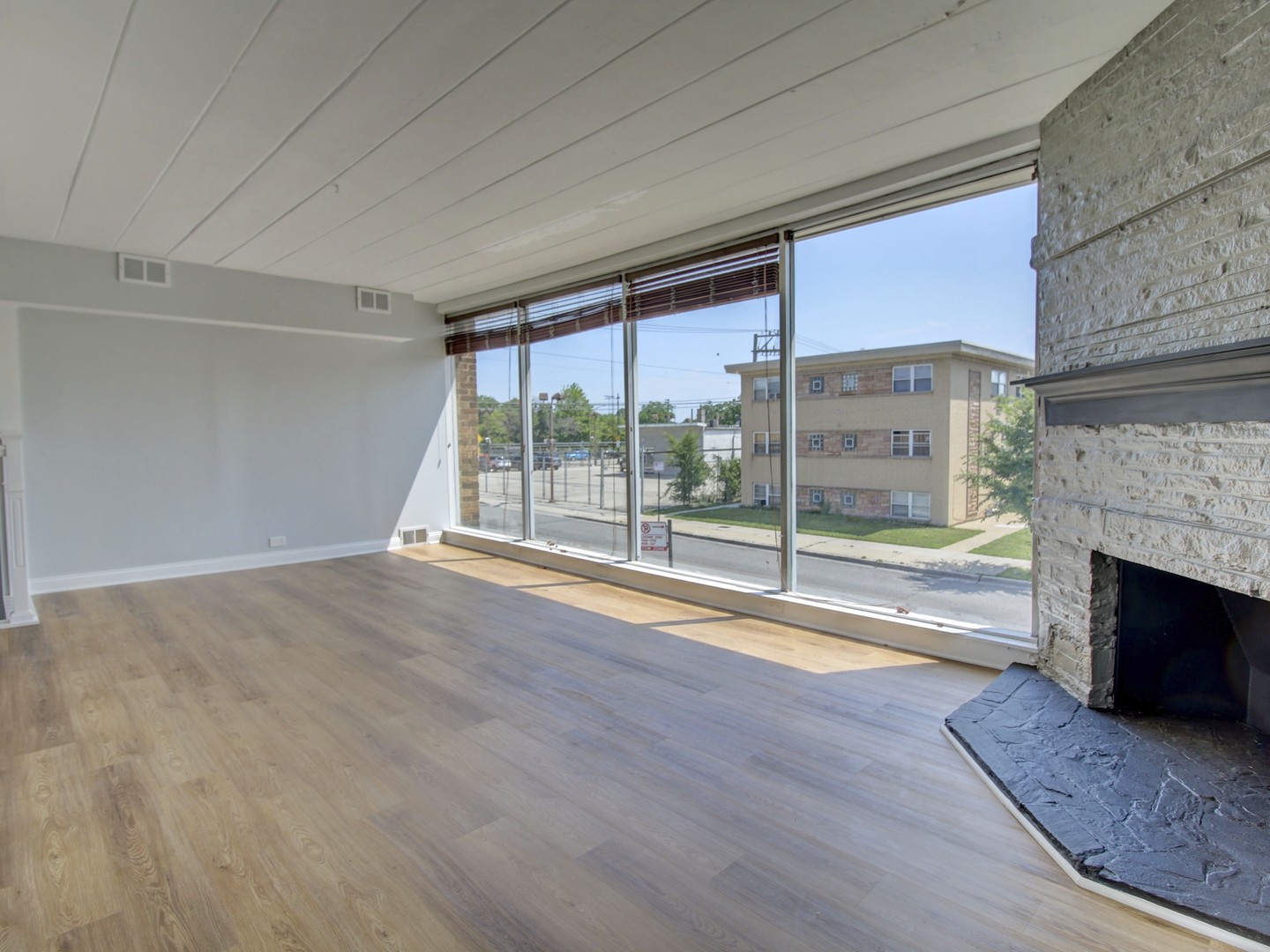 3938 N Central Avenue, Chicago, IL 60634