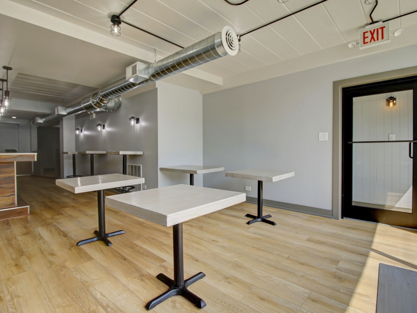 3938 N Central Avenue, Chicago, IL 60634