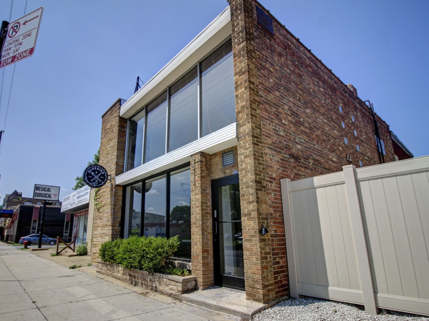 3938 N Central Avenue, Chicago, IL 60634