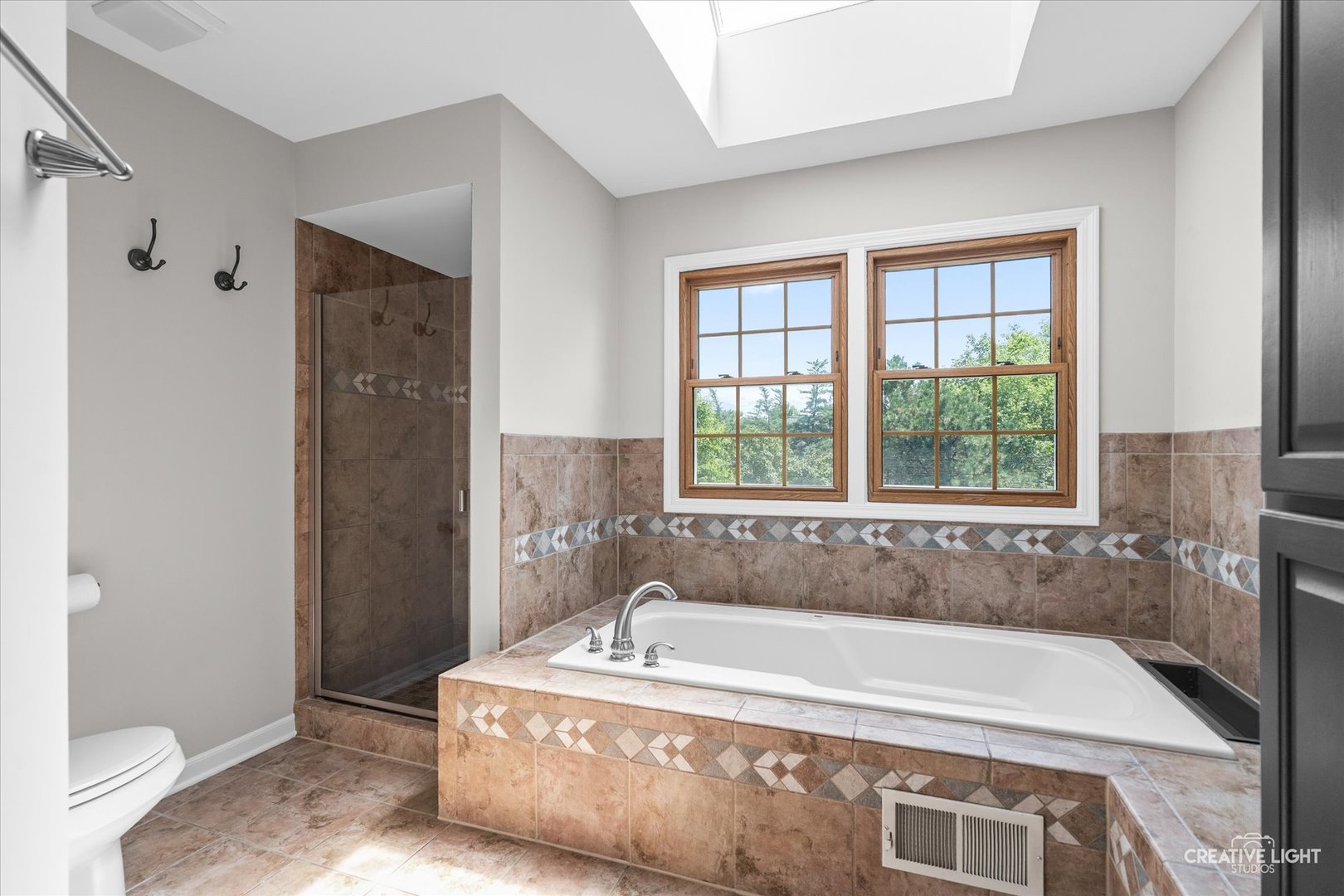 2120 Yellowstar Lane, Naperville, IL 60564