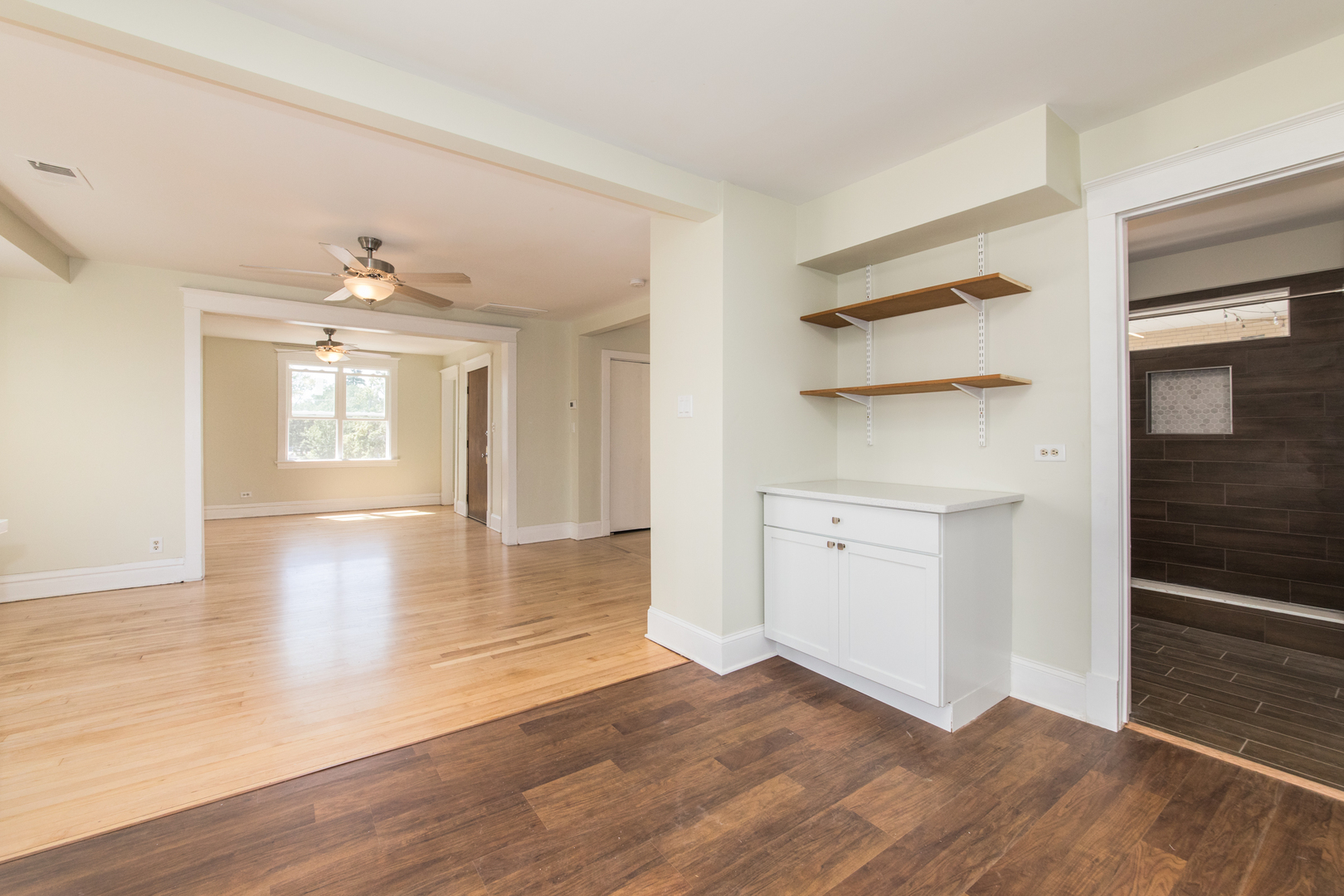 328 Circle Avenue #2, Forest Park, IL 60130