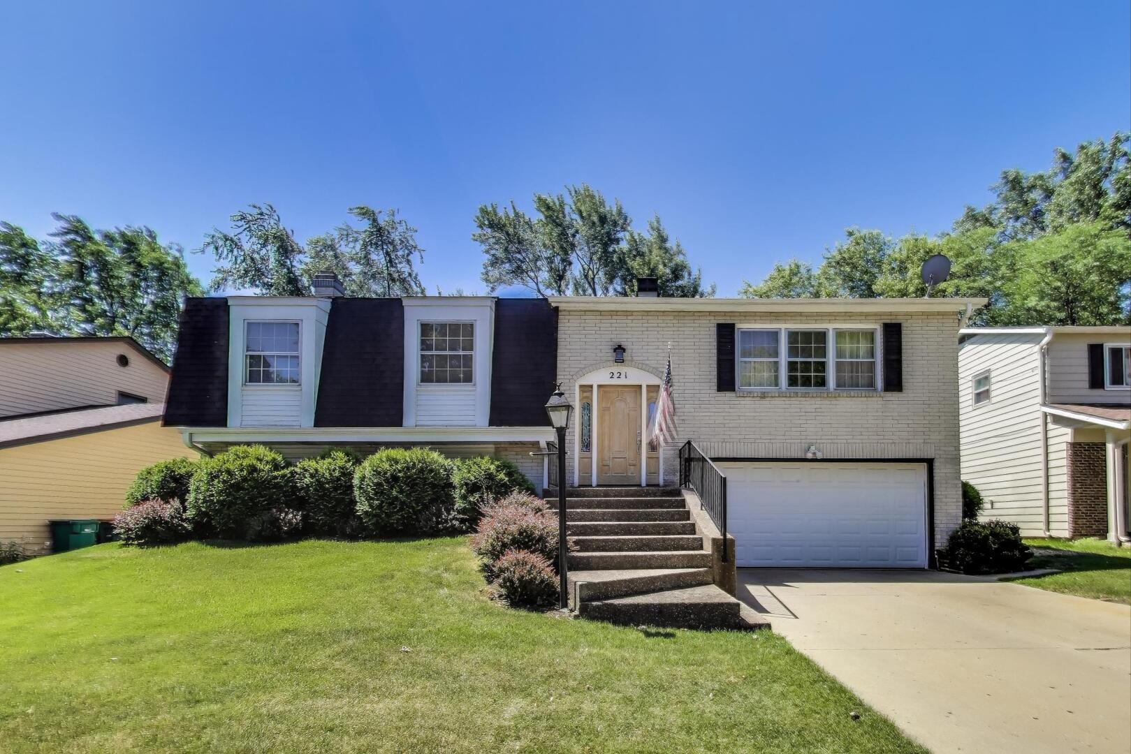 221 Anthony Road, Buffalo Grove, IL 60089