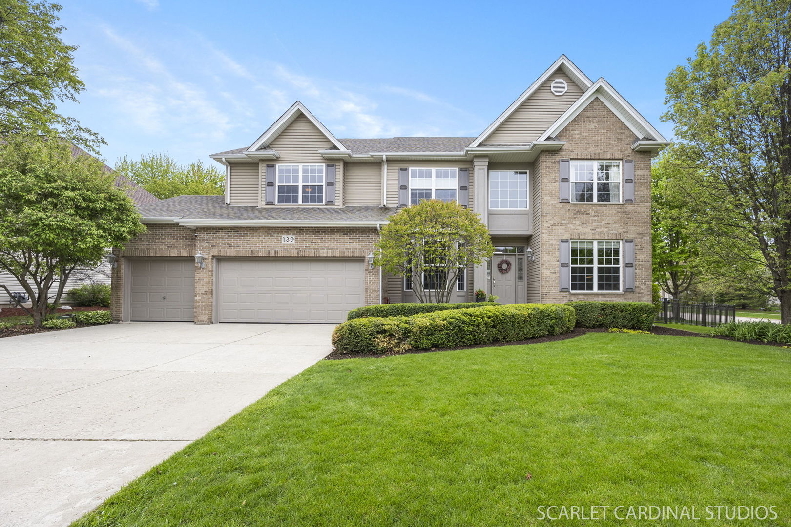 139 Pineridge Drive, Oswego, IL 60543