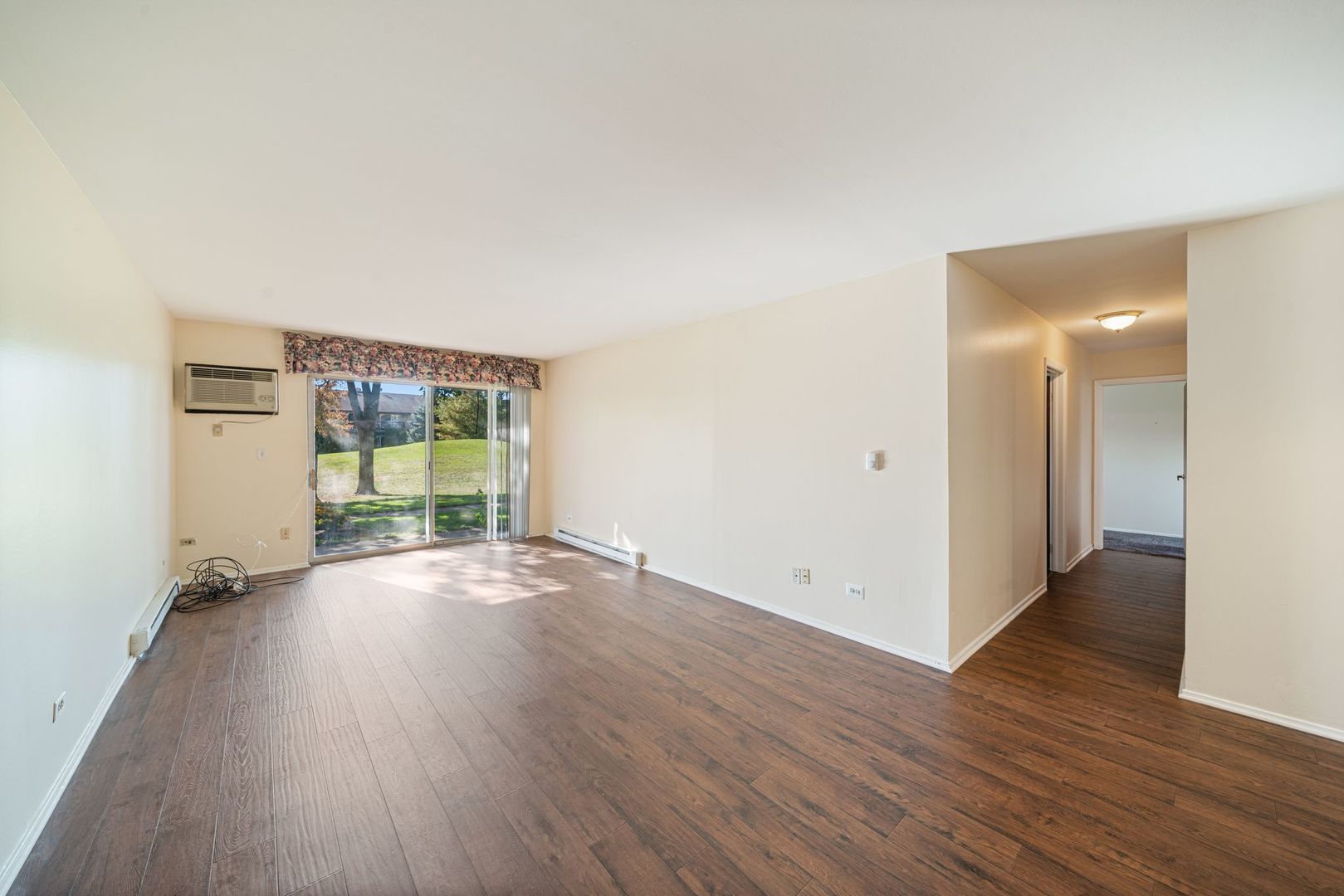 826 E Old Willow Road #103, Prospect Heights, IL 60070