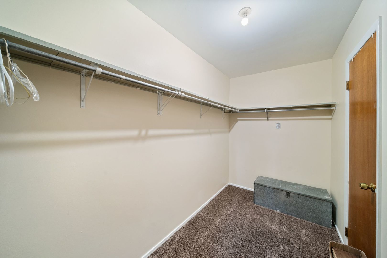 826 E Old Willow Road #103, Prospect Heights, IL 60070