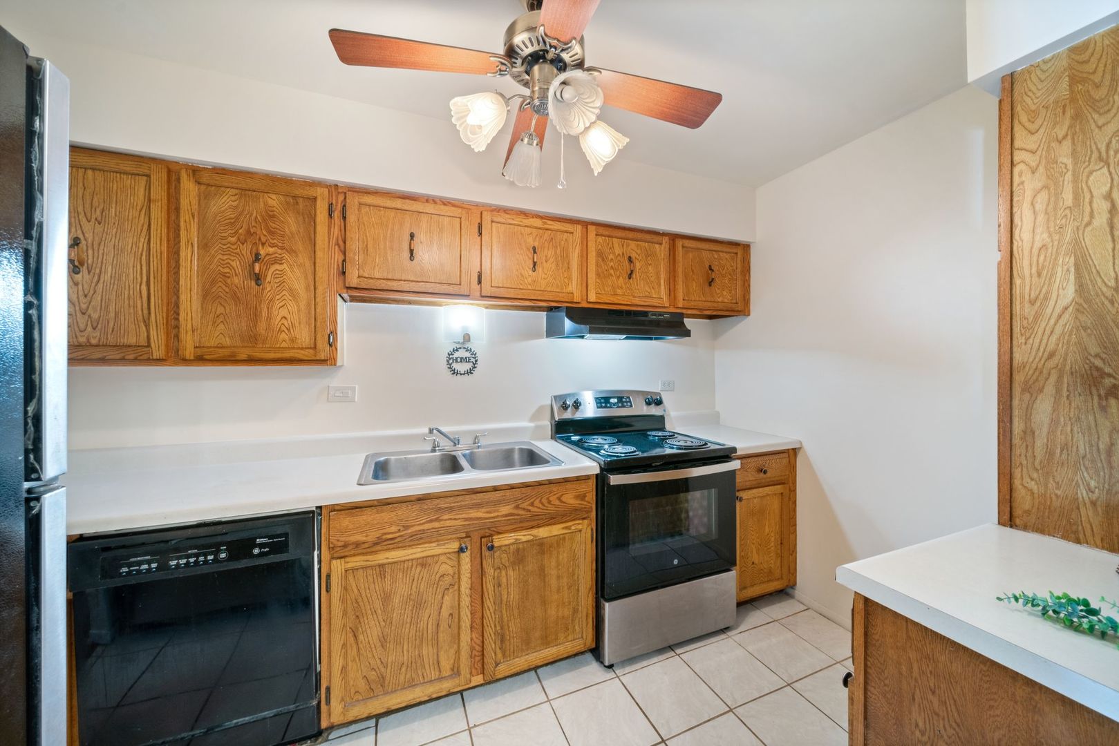 826 E Old Willow Road #103, Prospect Heights, IL 60070