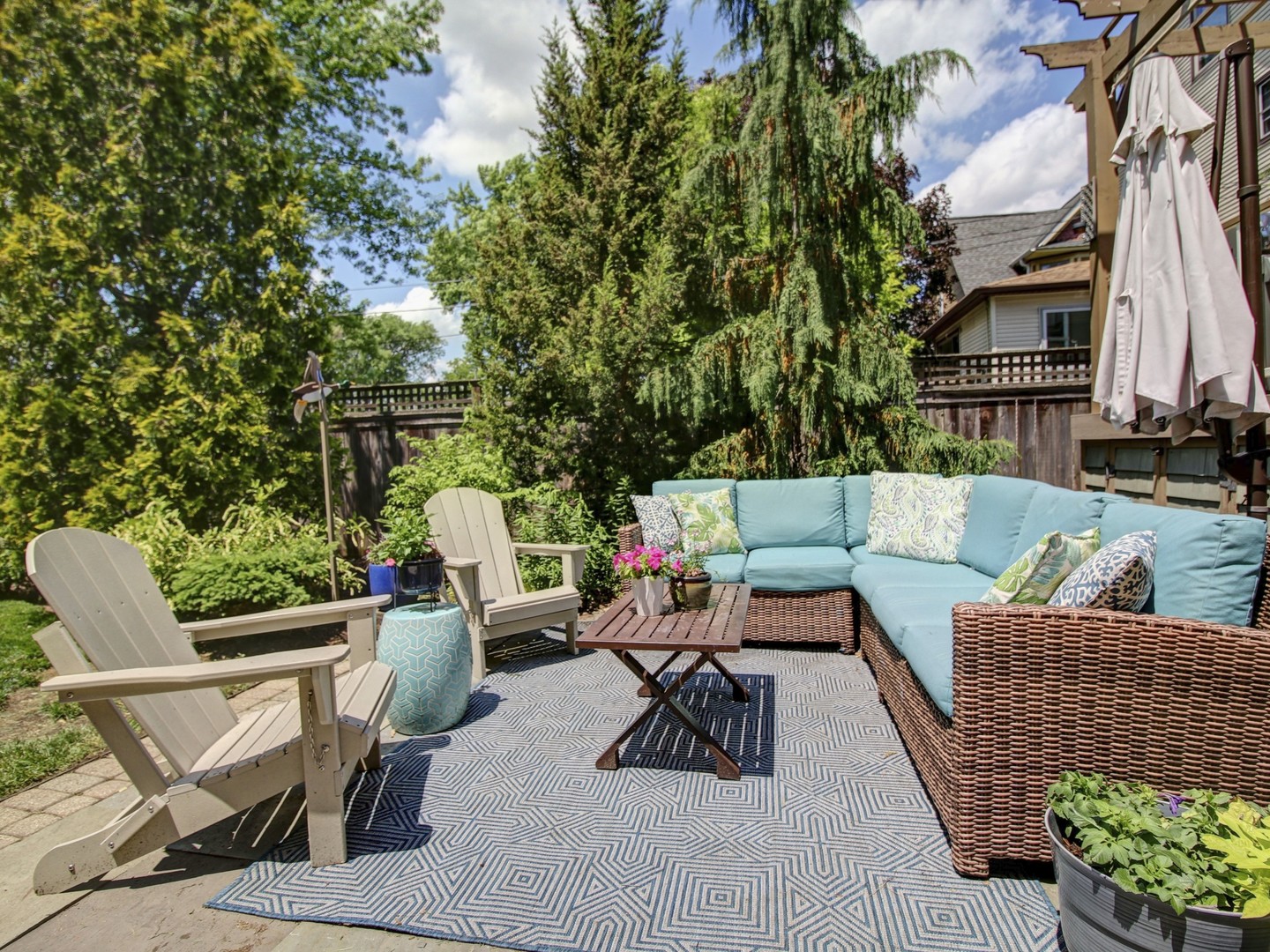 415 N Taylor Avenue, Oak Park, IL 60302