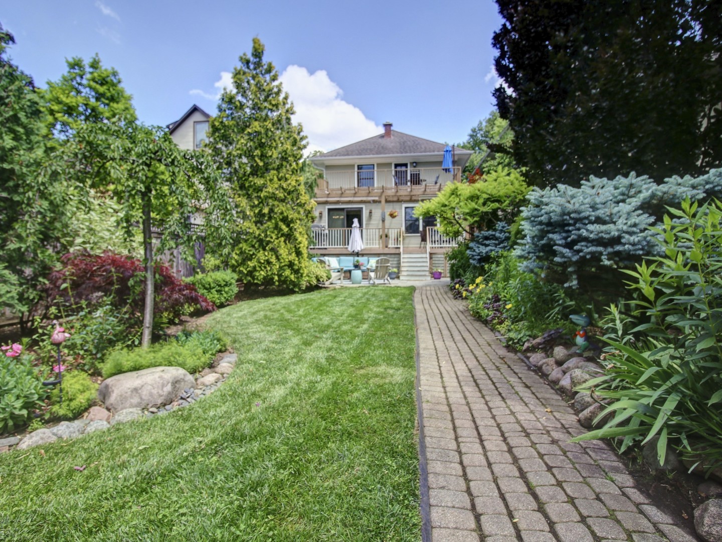 415 N Taylor Avenue, Oak Park, IL 60302