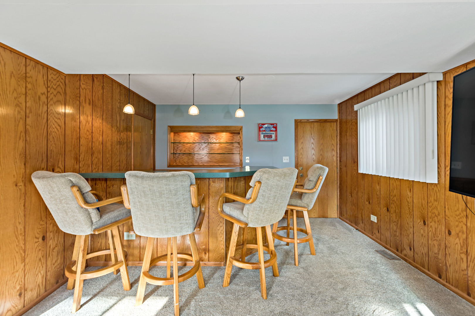 16544 Parkview Avenue, Tinley Park, IL 60477