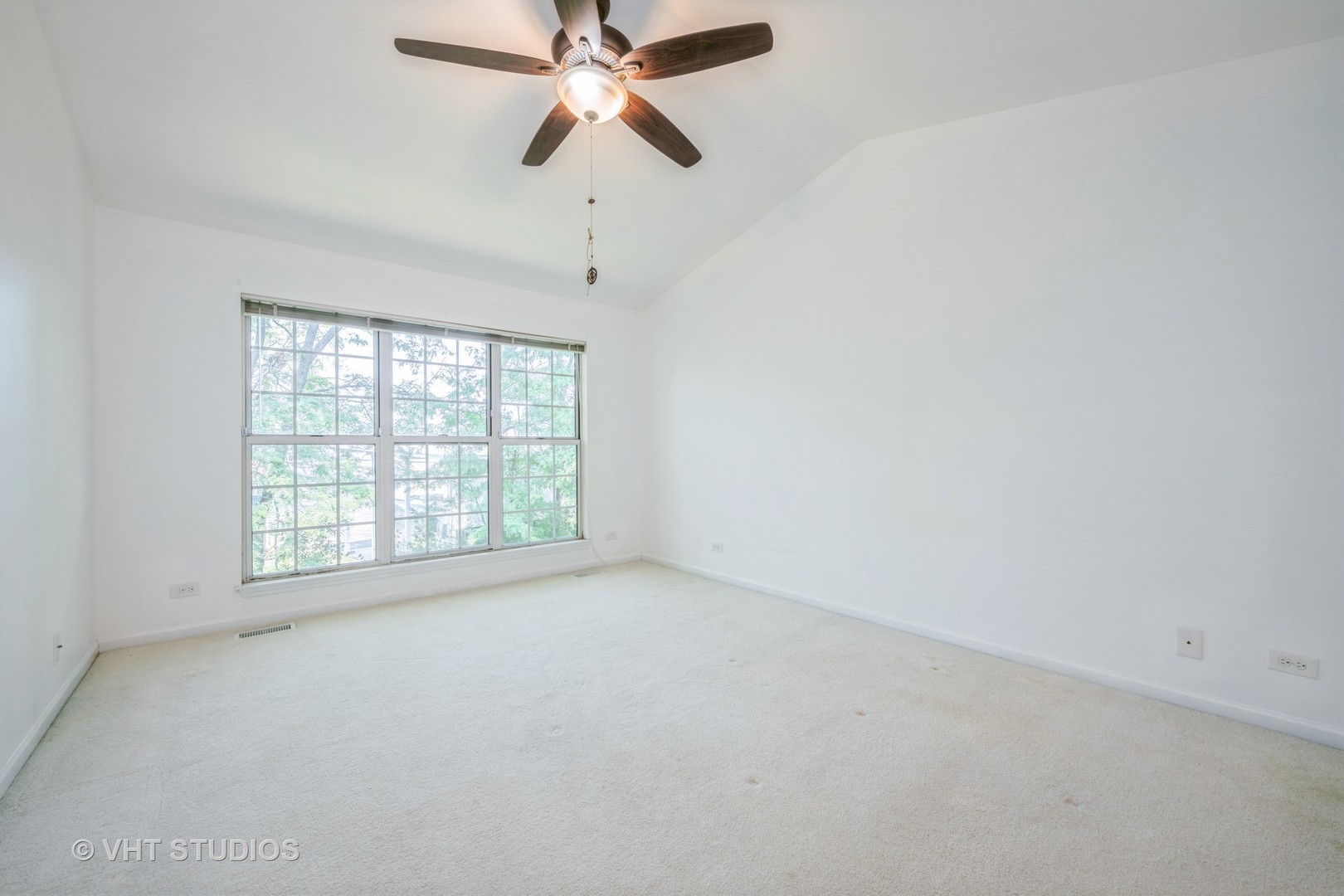 602 Muskegan Court #602, Vernon Hills, IL 60061