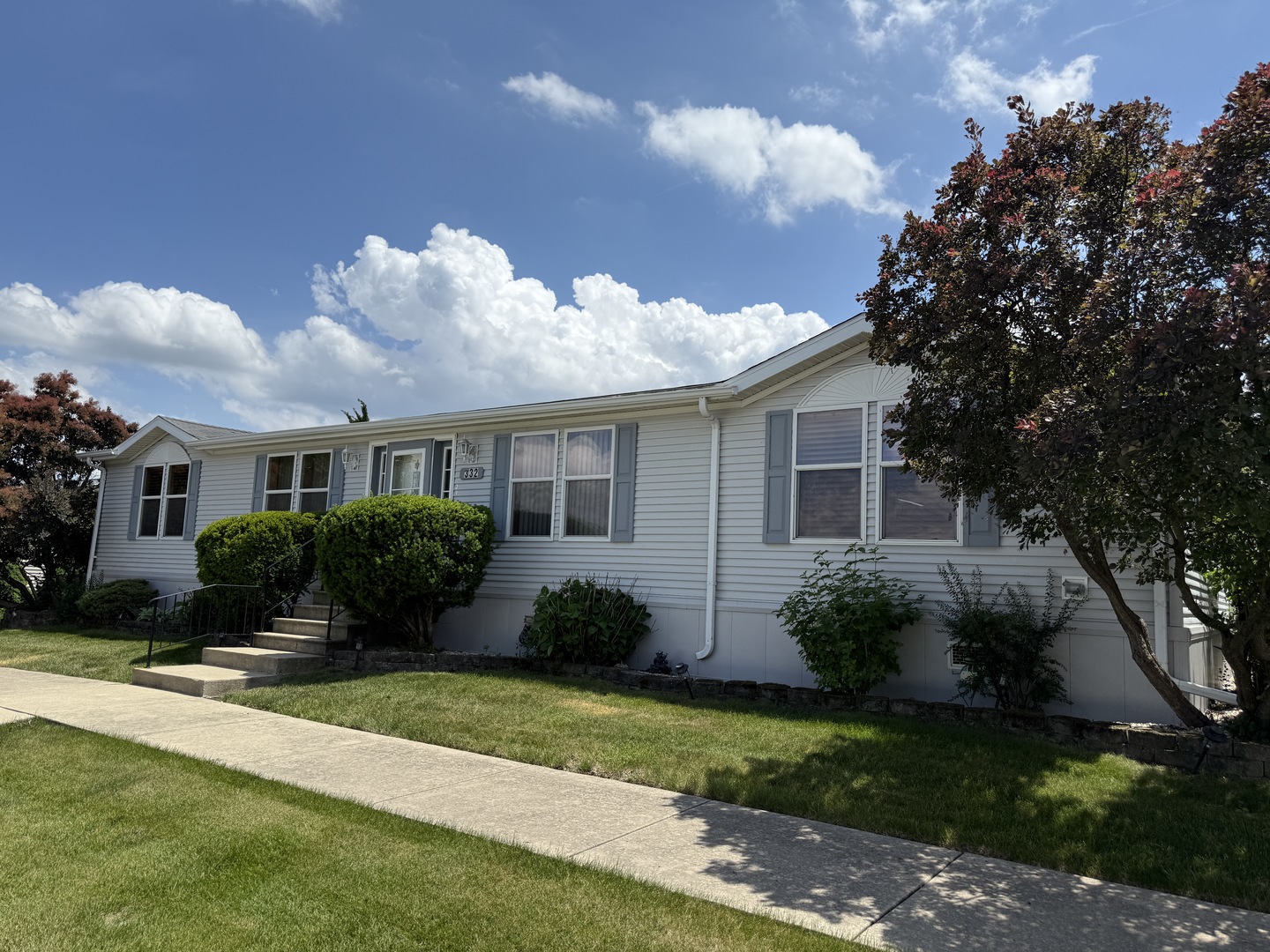 332 Tulip Circle, Matteson, IL 60443