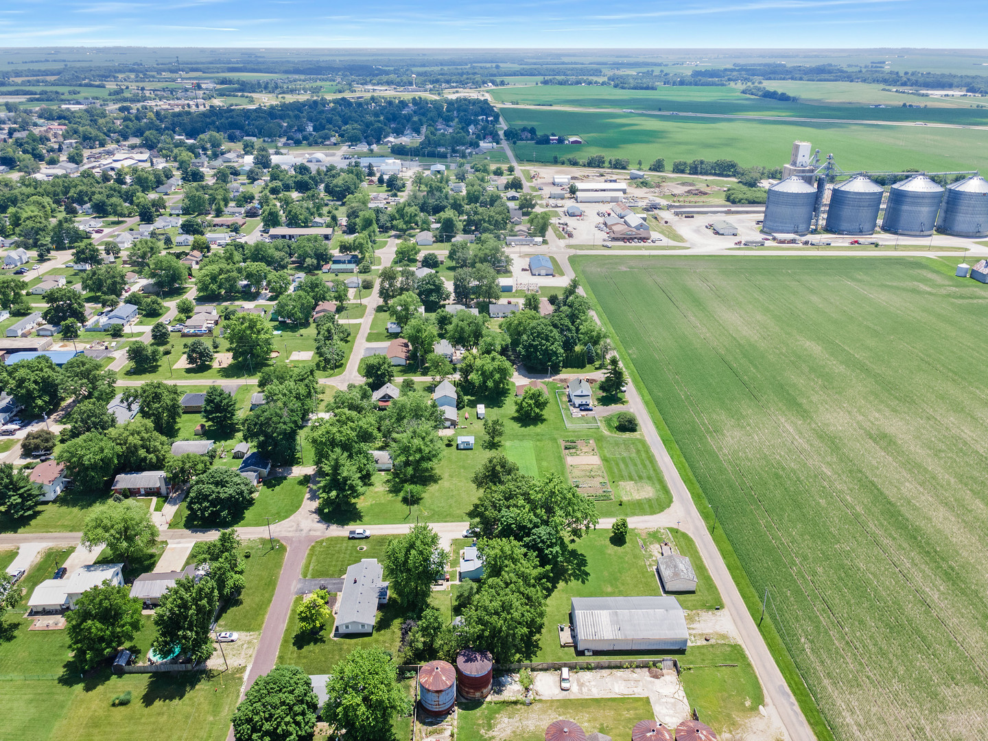 230-005 Wayne Street, Leroy, IL 61752