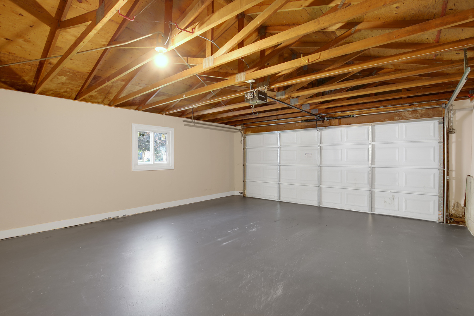 17548 Chestnut Avenue, Country Club Hills, IL 60478