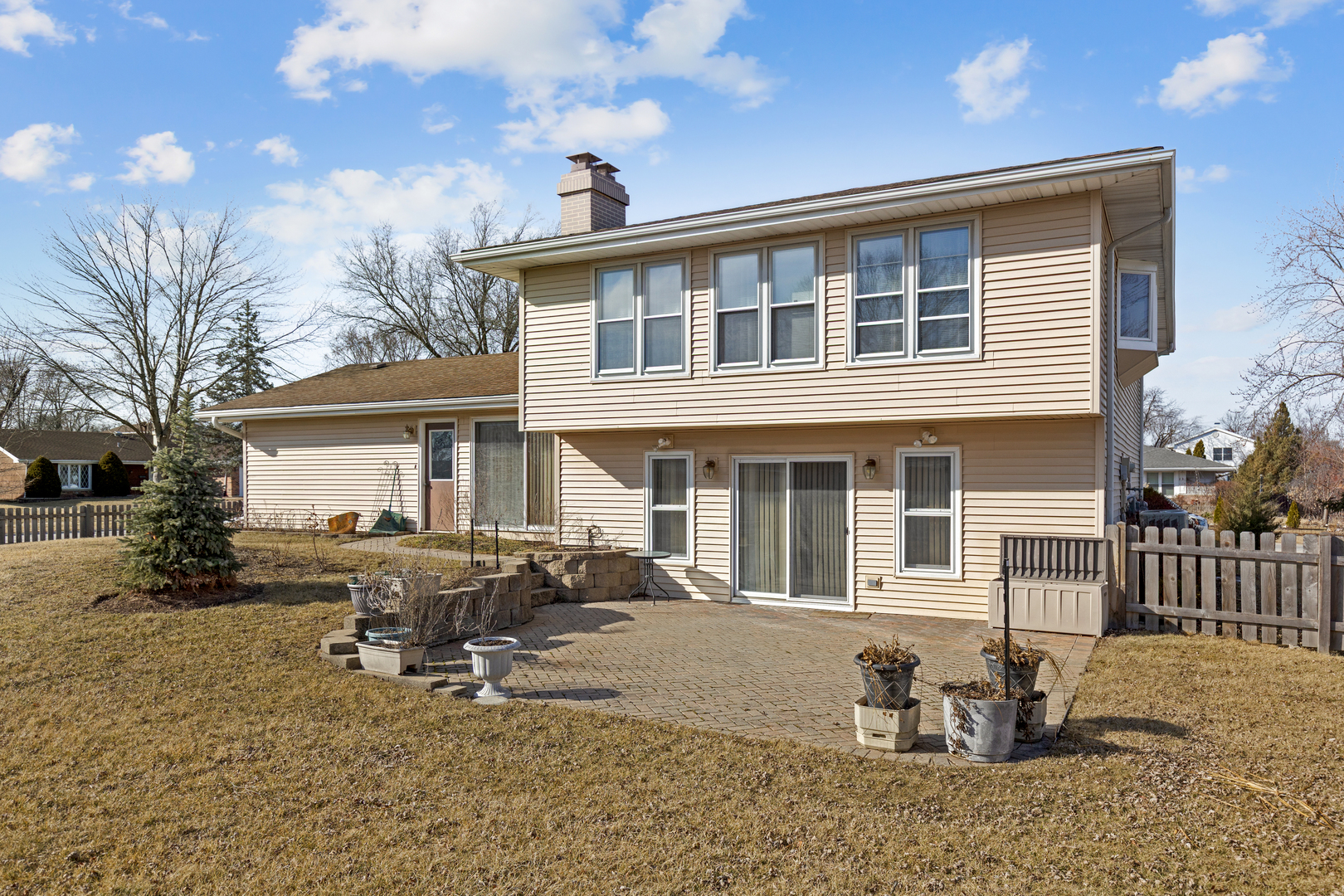 1165 Mayfield Lane, Hoffman Estates, IL 60169