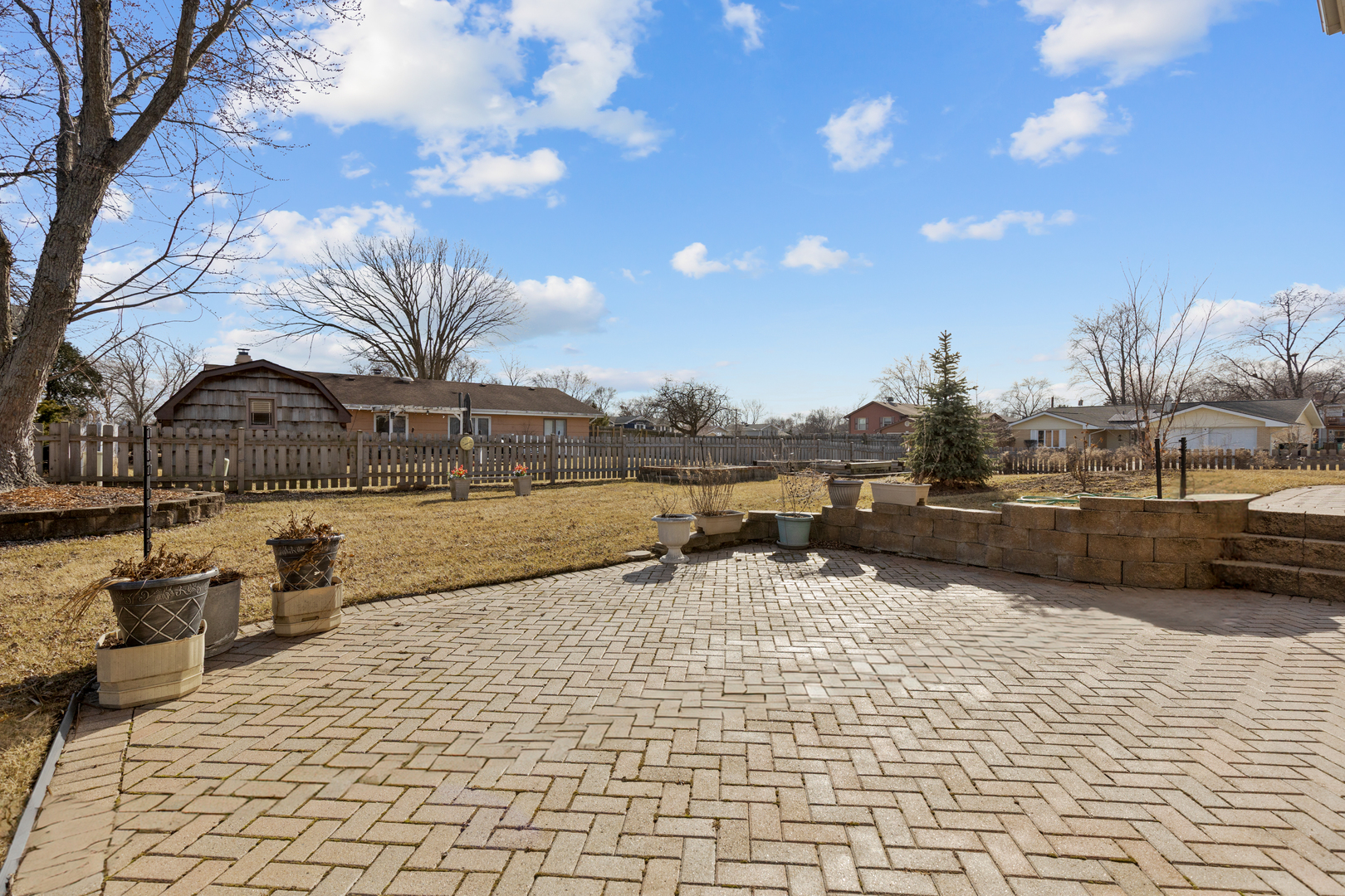1165 Mayfield Lane, Hoffman Estates, IL 60169