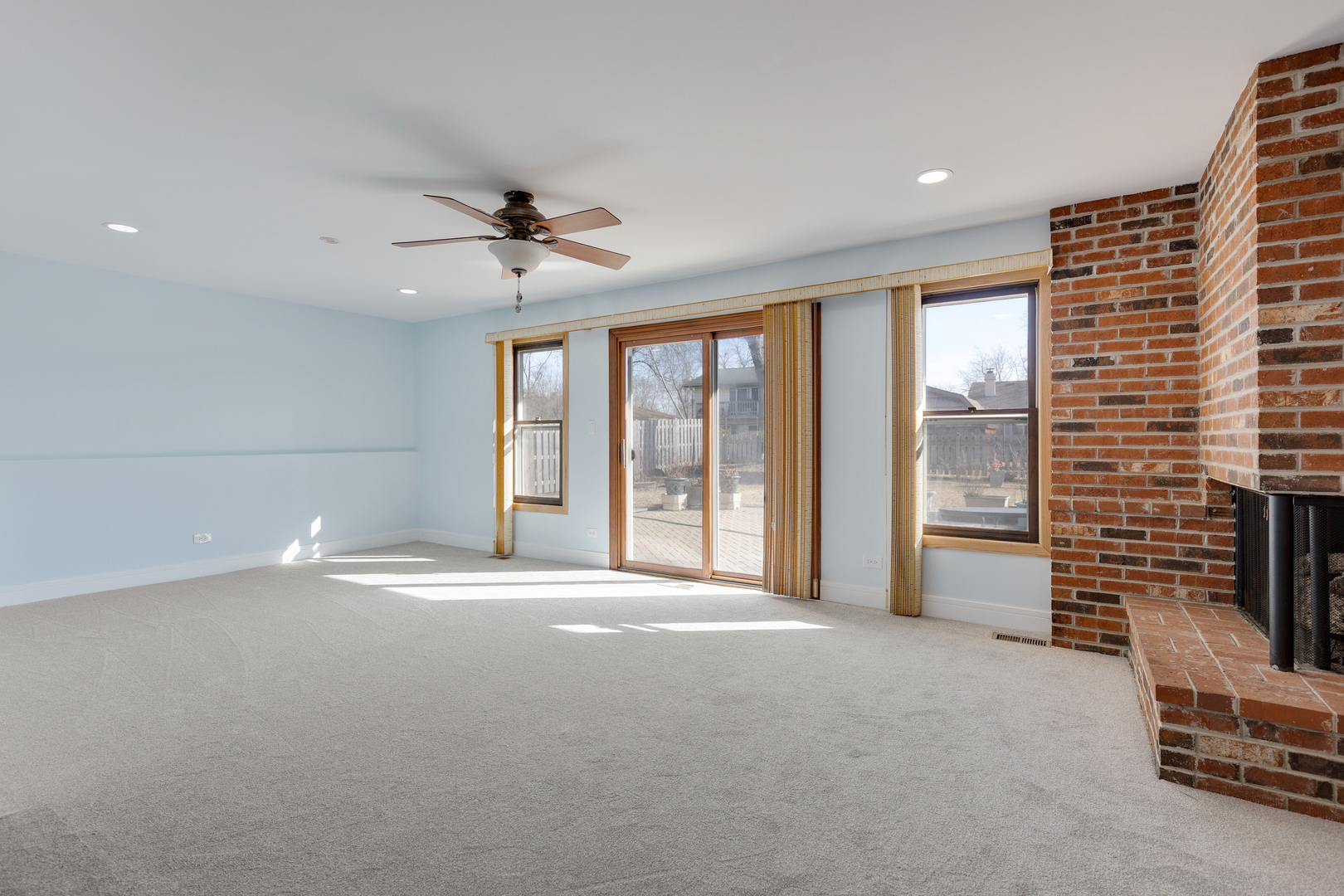 1165 Mayfield Lane, Hoffman Estates, IL 60169
