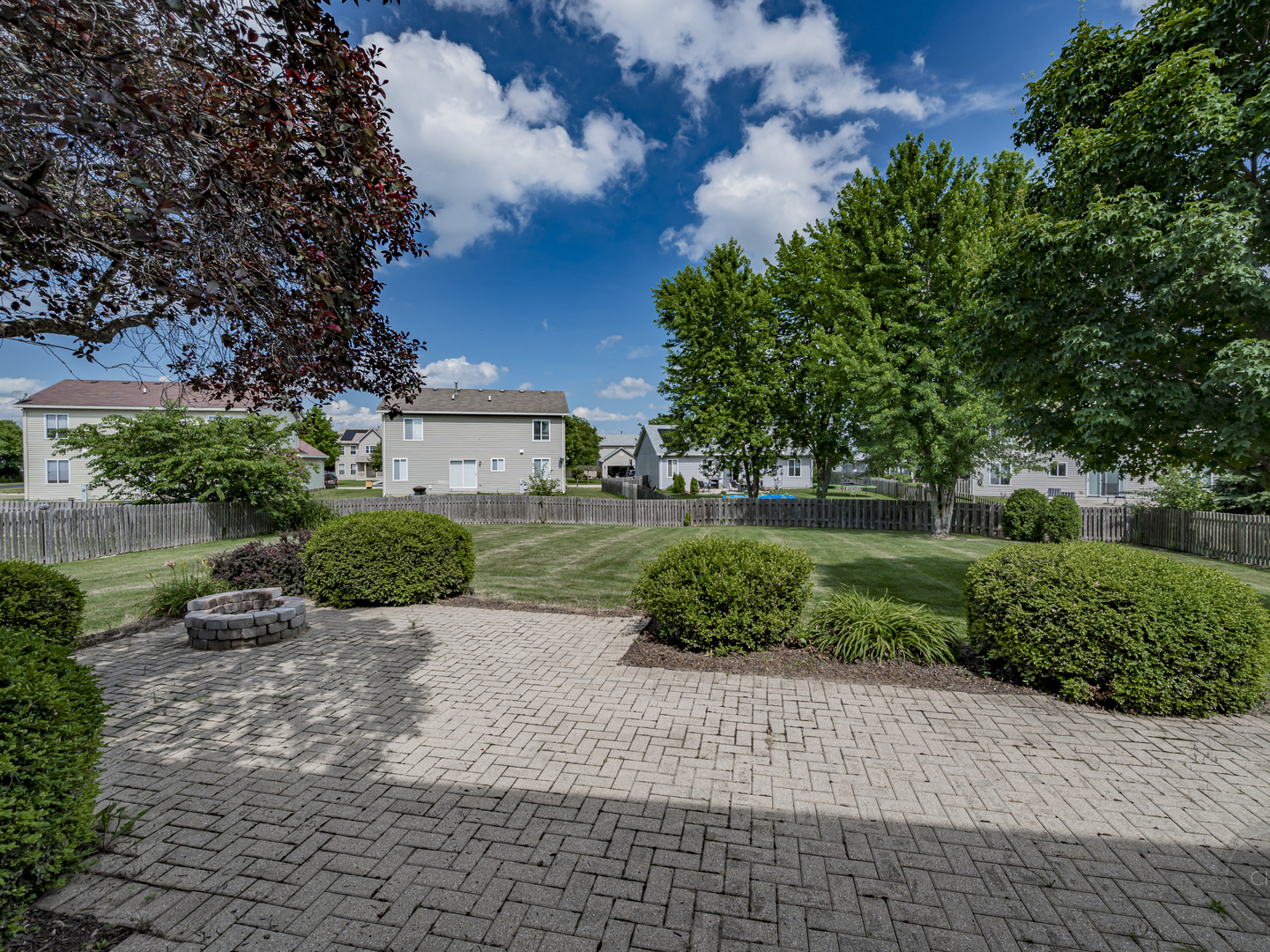 704 Searl Street, Plano, IL 60545