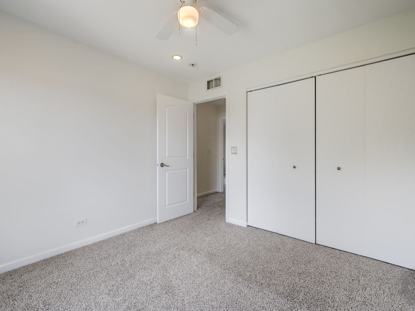 704 Searl Street, Plano, IL 60545