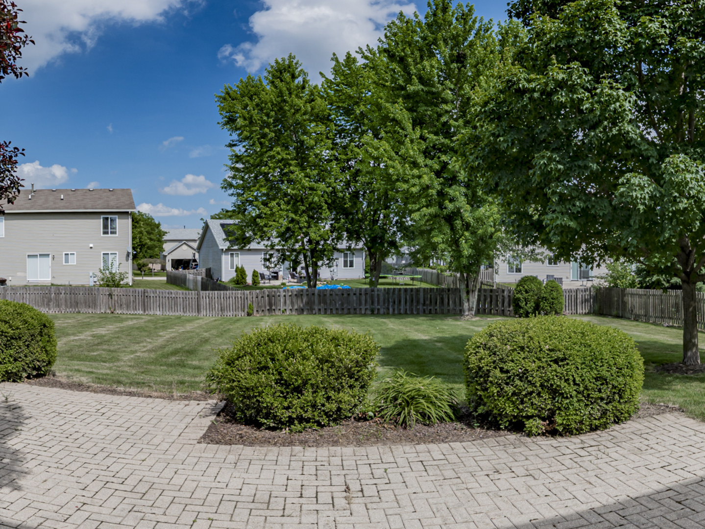 704 Searl Street, Plano, IL 60545