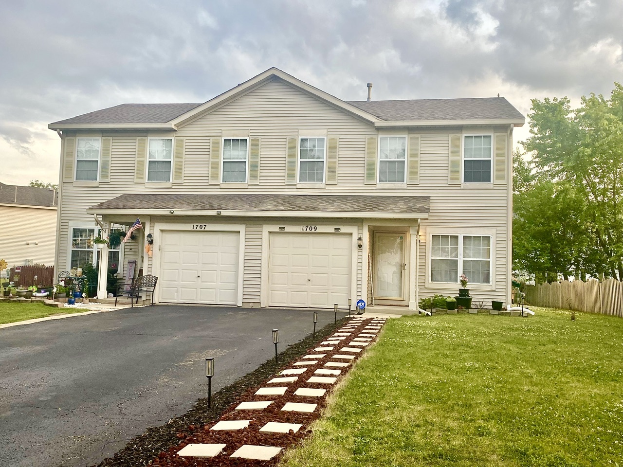 1709 Raleigh Trail, Romeoville, IL 60446