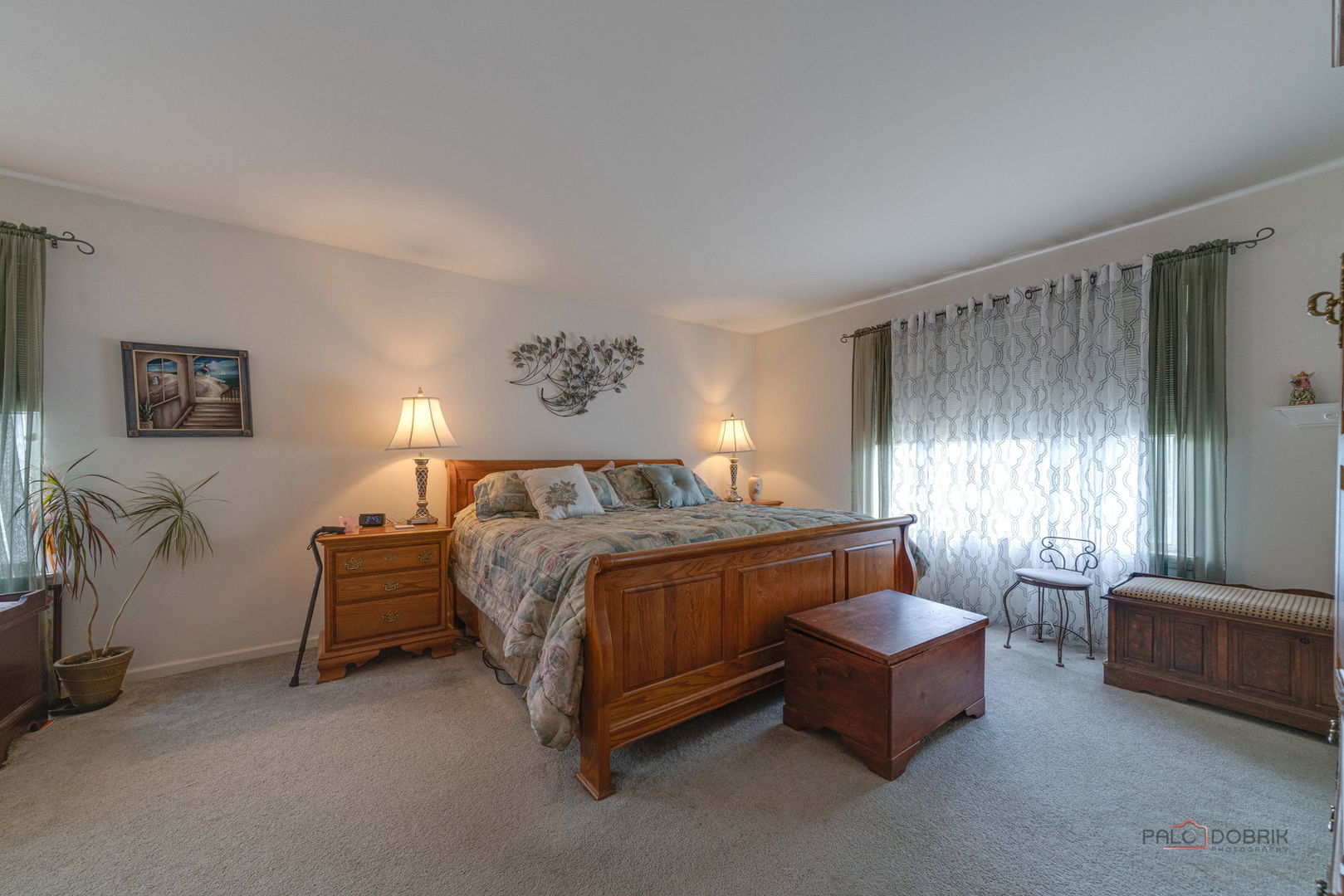 399 W Cambria Drive, Round Lake, IL 60073