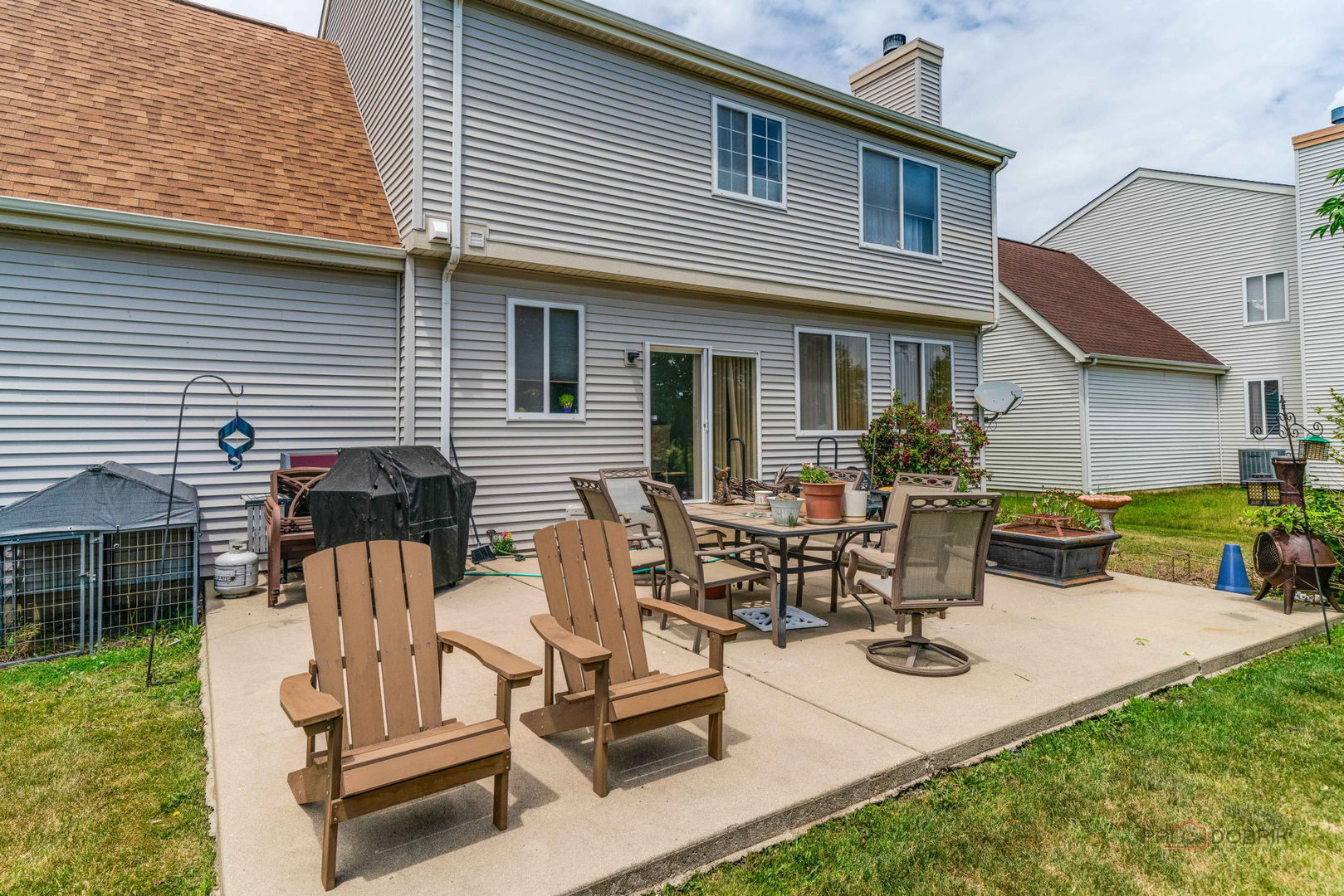 399 W Cambria Drive, Round Lake, IL 60073