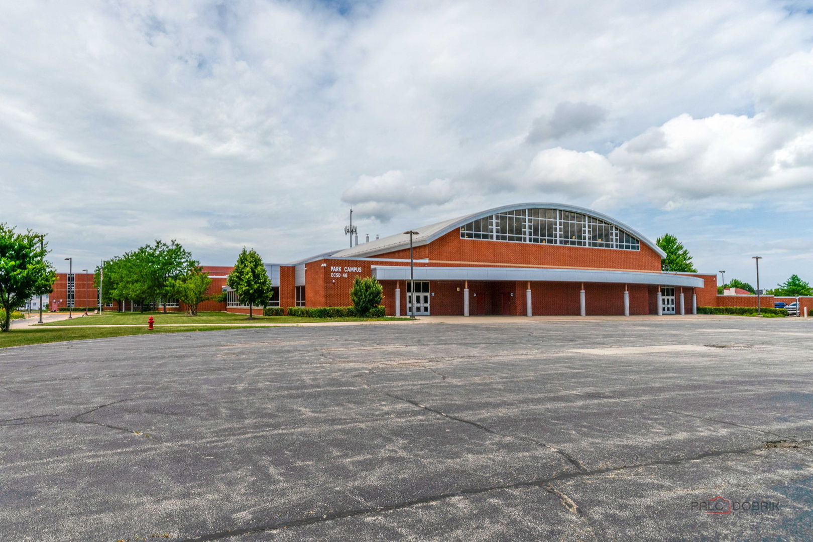 399 W Cambria Drive, Round Lake, IL 60073
