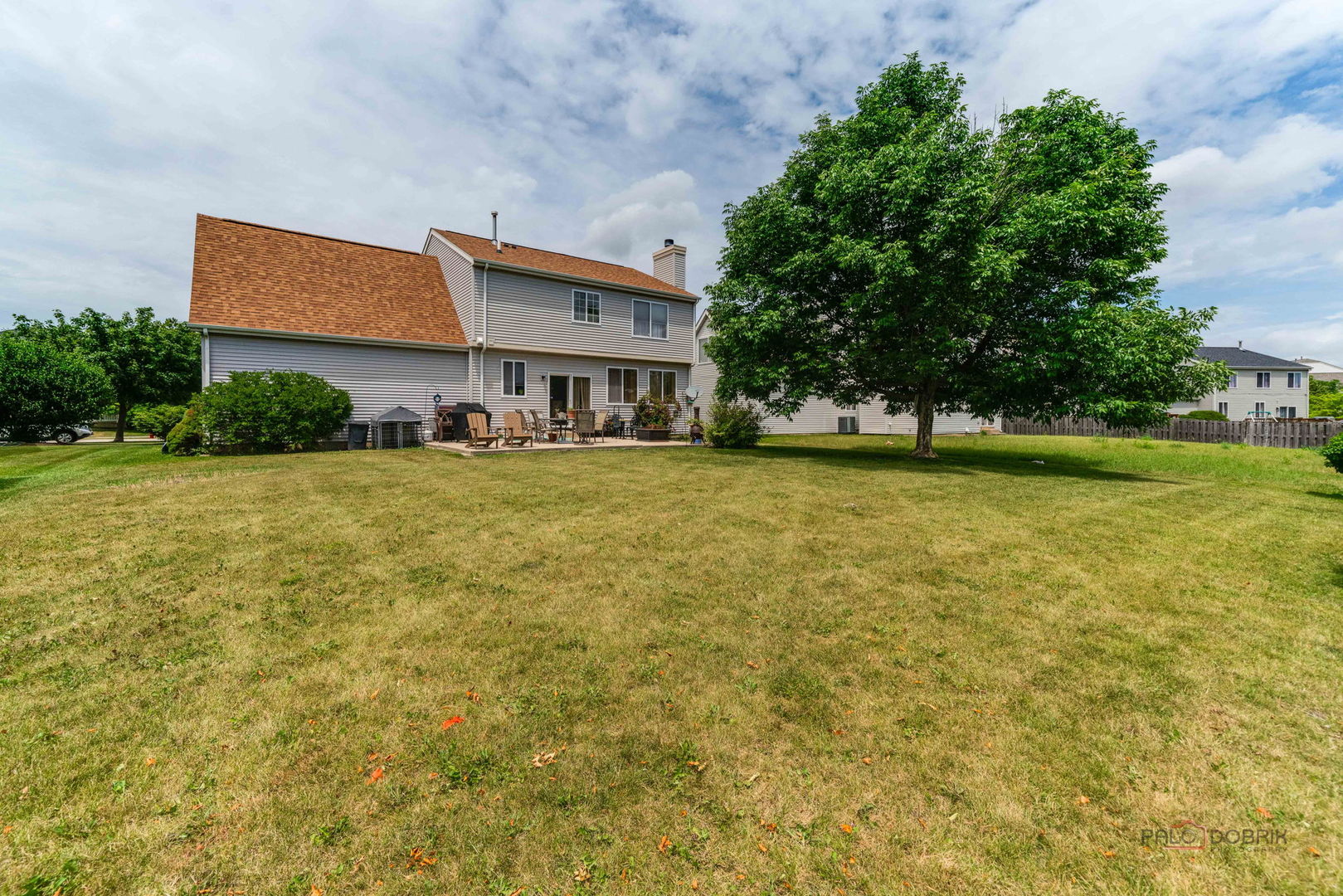399 W Cambria Drive, Round Lake, IL 60073
