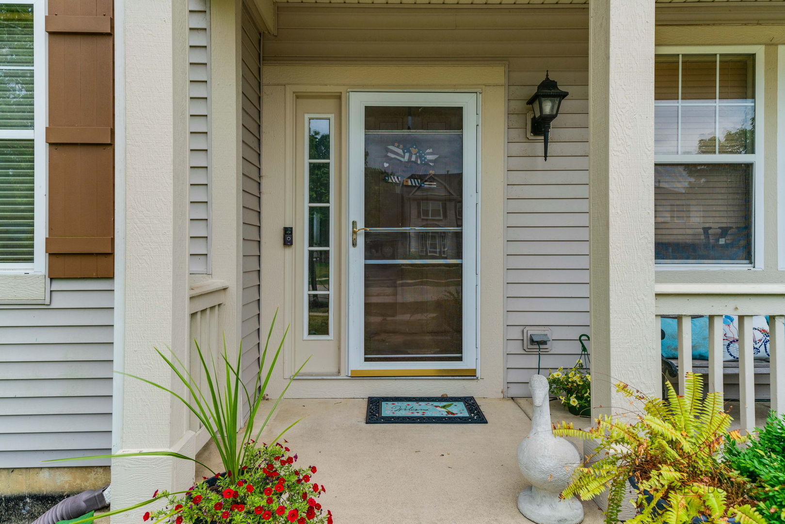 399 W Cambria Drive, Round Lake, IL 60073