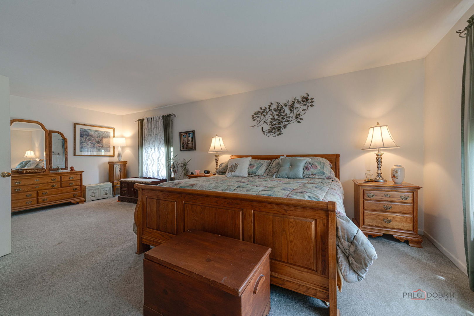 399 W Cambria Drive, Round Lake, IL 60073
