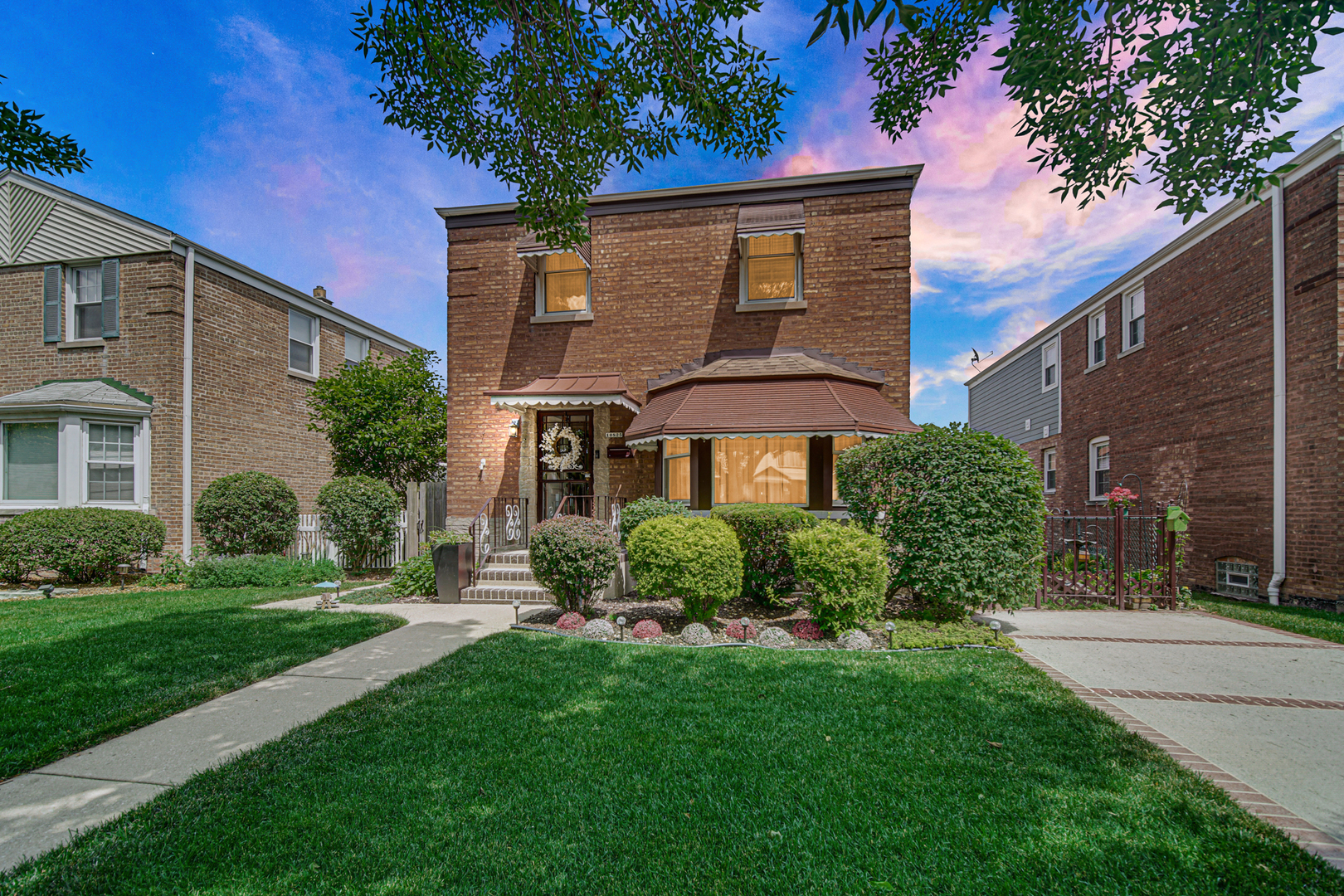 10825 S Ridgeway Avenue, Chicago, IL 60655