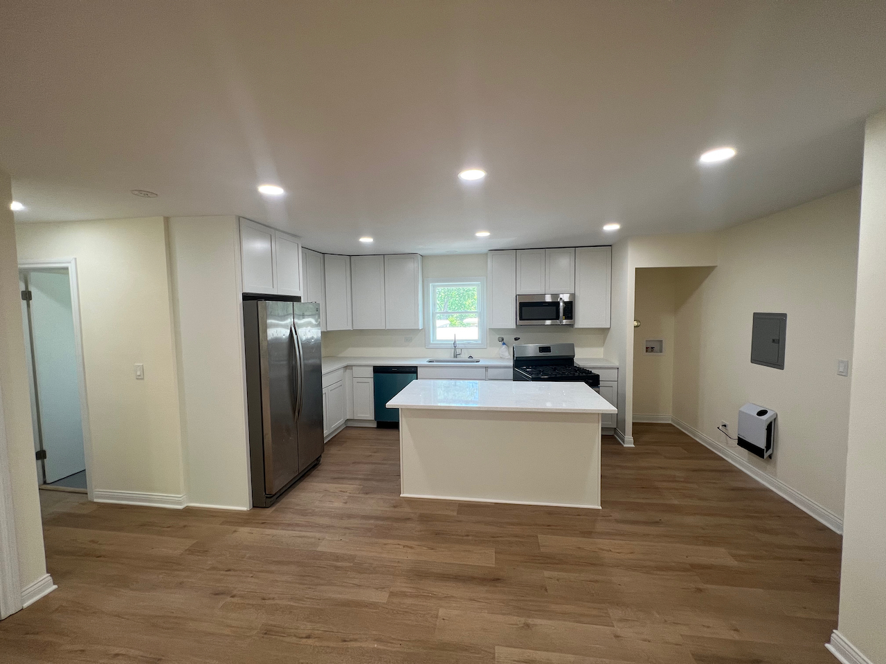 1016 E Division Street #2N, Lombard, IL 60148