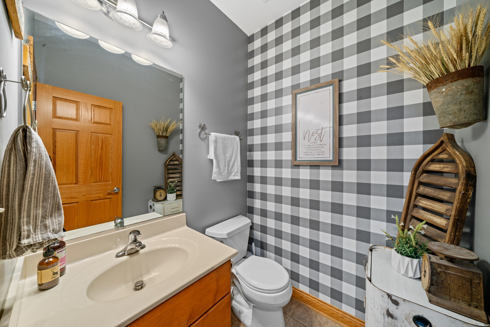 990 Fox Trail Lane, Somonauk, IL 60552