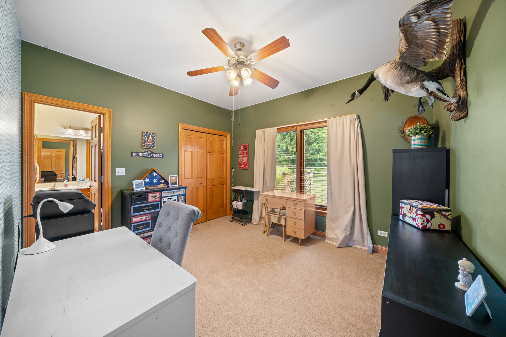 990 Fox Trail Lane, Somonauk, IL 60552