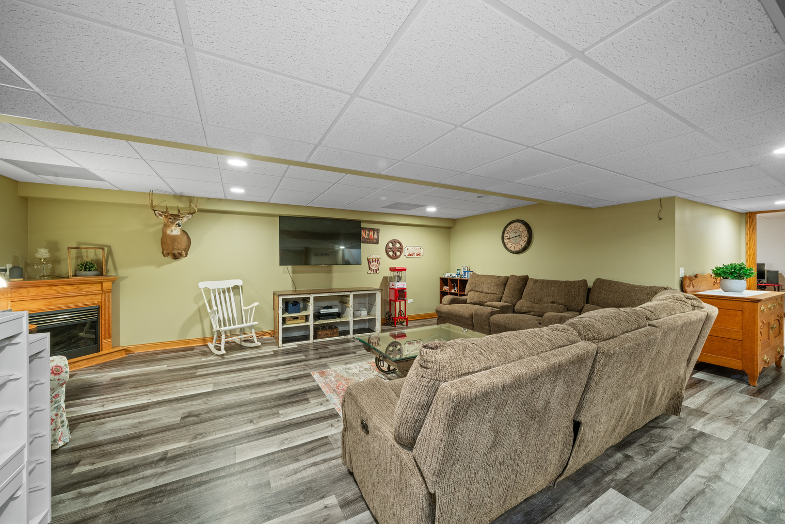 990 Fox Trail Lane, Somonauk, IL 60552