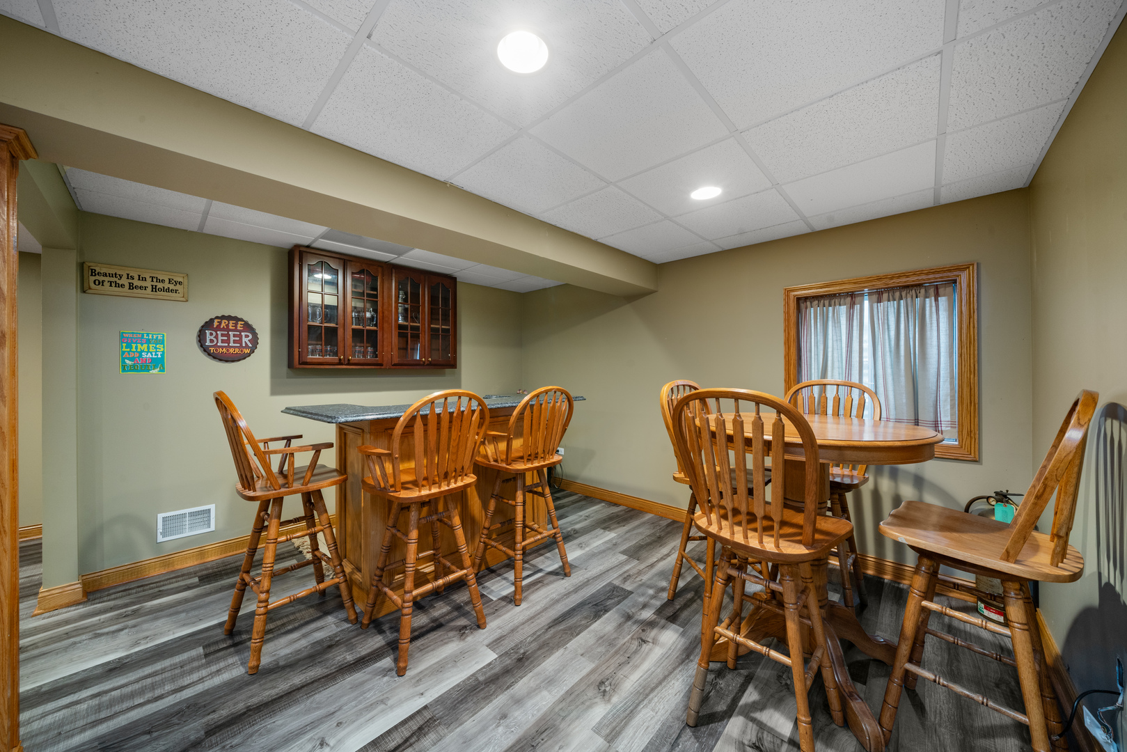 990 Fox Trail Lane, Somonauk, IL 60552